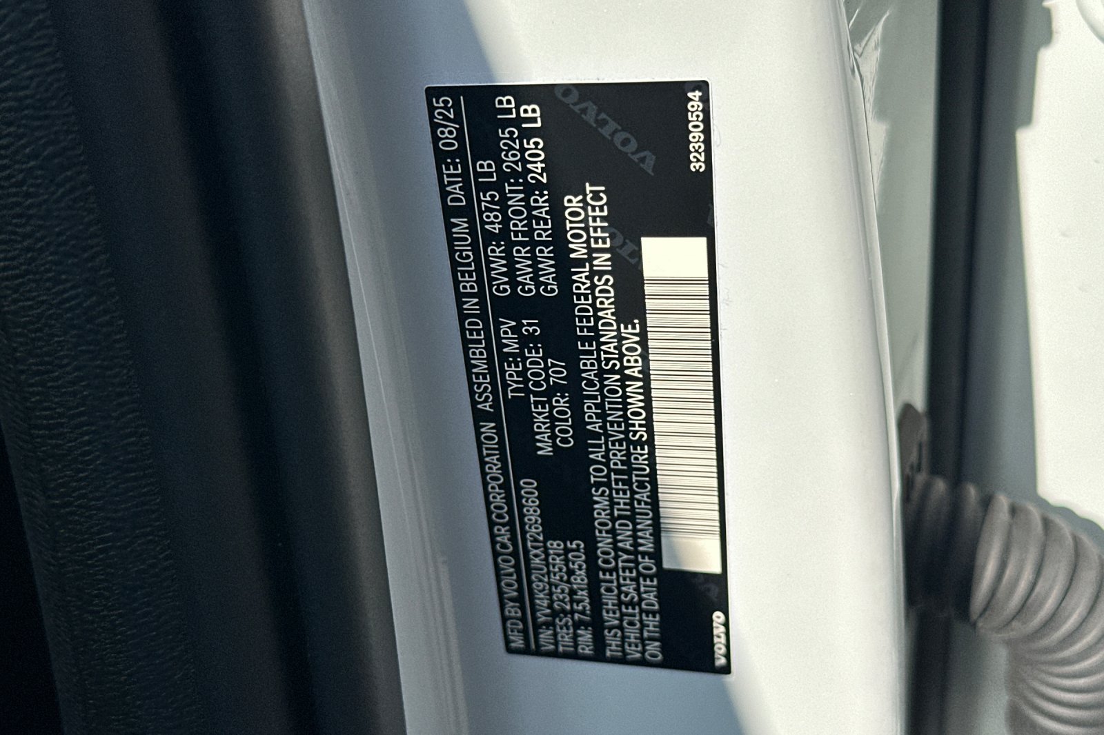 Certified 2026 Volvo XC40 B4 Core w/ Protection Package FWD image 36