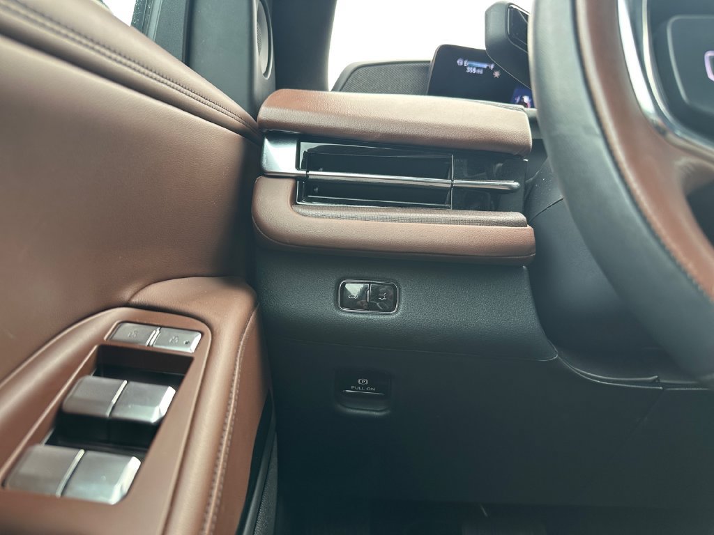 Used 2025 Lincoln Navigator Reserve AWD/4WD image 30