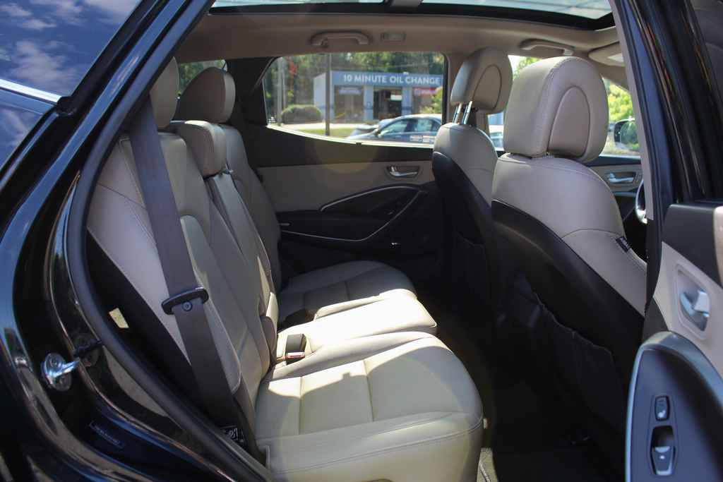Used 2018 Hyundai Santa Fe Sport w/ Cargo Package AWD/4WD image 30