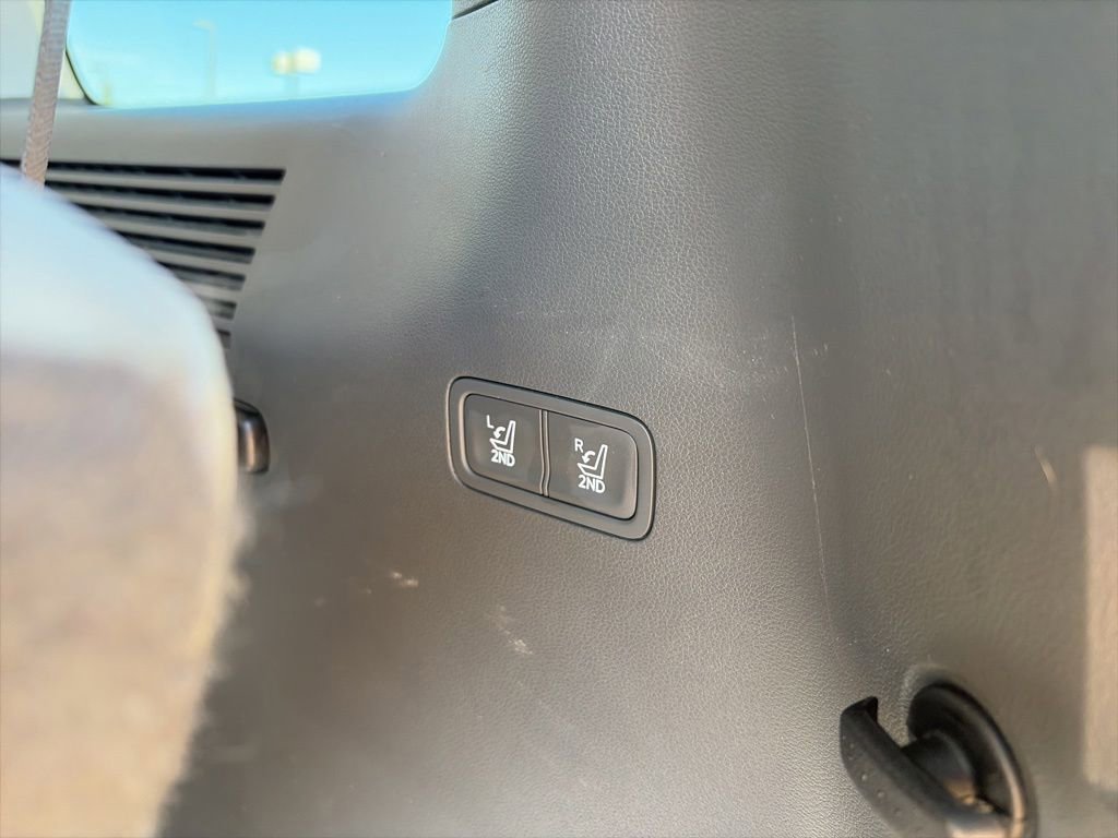 Used 2024 Hyundai Santa Fe SEL FWD image 12