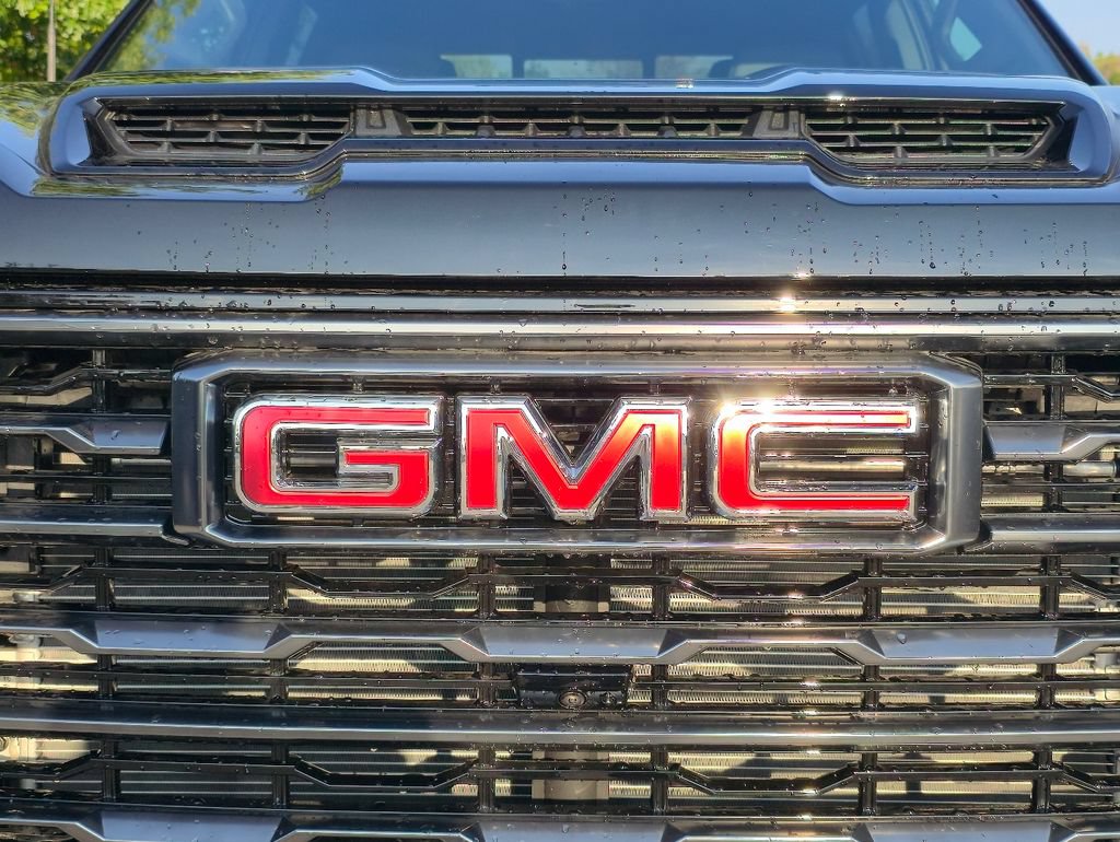 New 2026 GMC Sierra 2500 AT4 w/ AT4 Premium Plus Package AWD/4WD image 33
