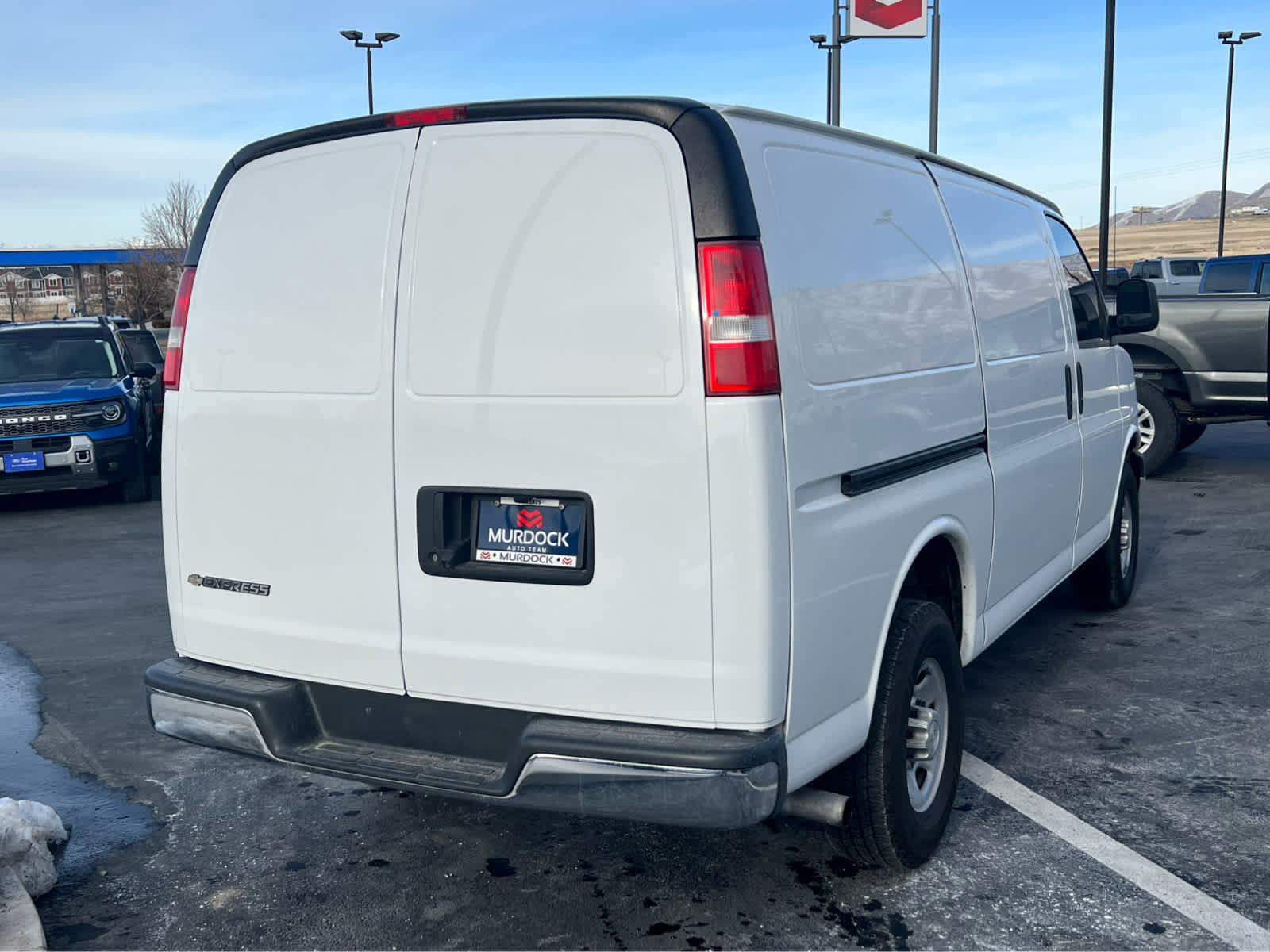 Used 2021 Chevrolet Express 2500 w/ Driver Convenience Package image 8