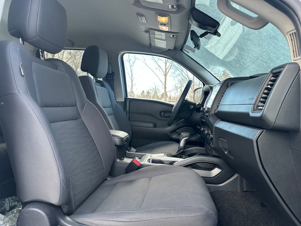 Used 2022 Nissan Frontier S w/ Technology Package image 12