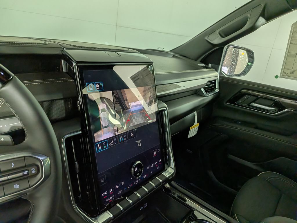 New 2026 GMC Yukon Elevation w/ Elevation Premium Package AWD/4WD image 23