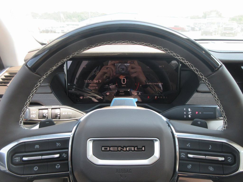 New 2026 GMC Acadia Denali w/ Super Cruise Package image 19