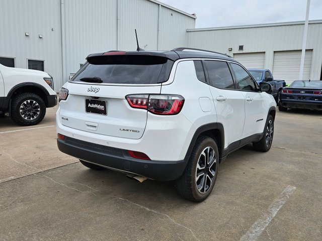 Used 2022 Jeep Compass Limited image 5