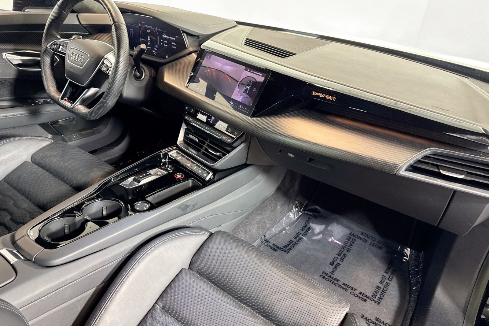 Used 2023 Audi RS e-tron GT image 27