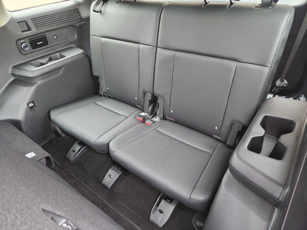 New 2026 Hyundai Santa Fe SEL FWD image 29