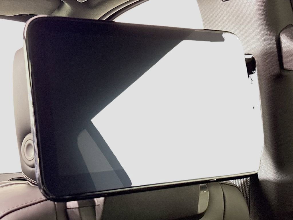 New 2026 GMC Yukon AT4 Ultimate w/ LPO, Floor Liner Package image 26