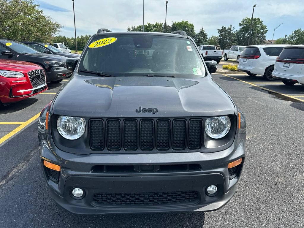 Certified 2022 Jeep Renegade Altitude w/ Sun/Sound Group AWD/4WD image 2