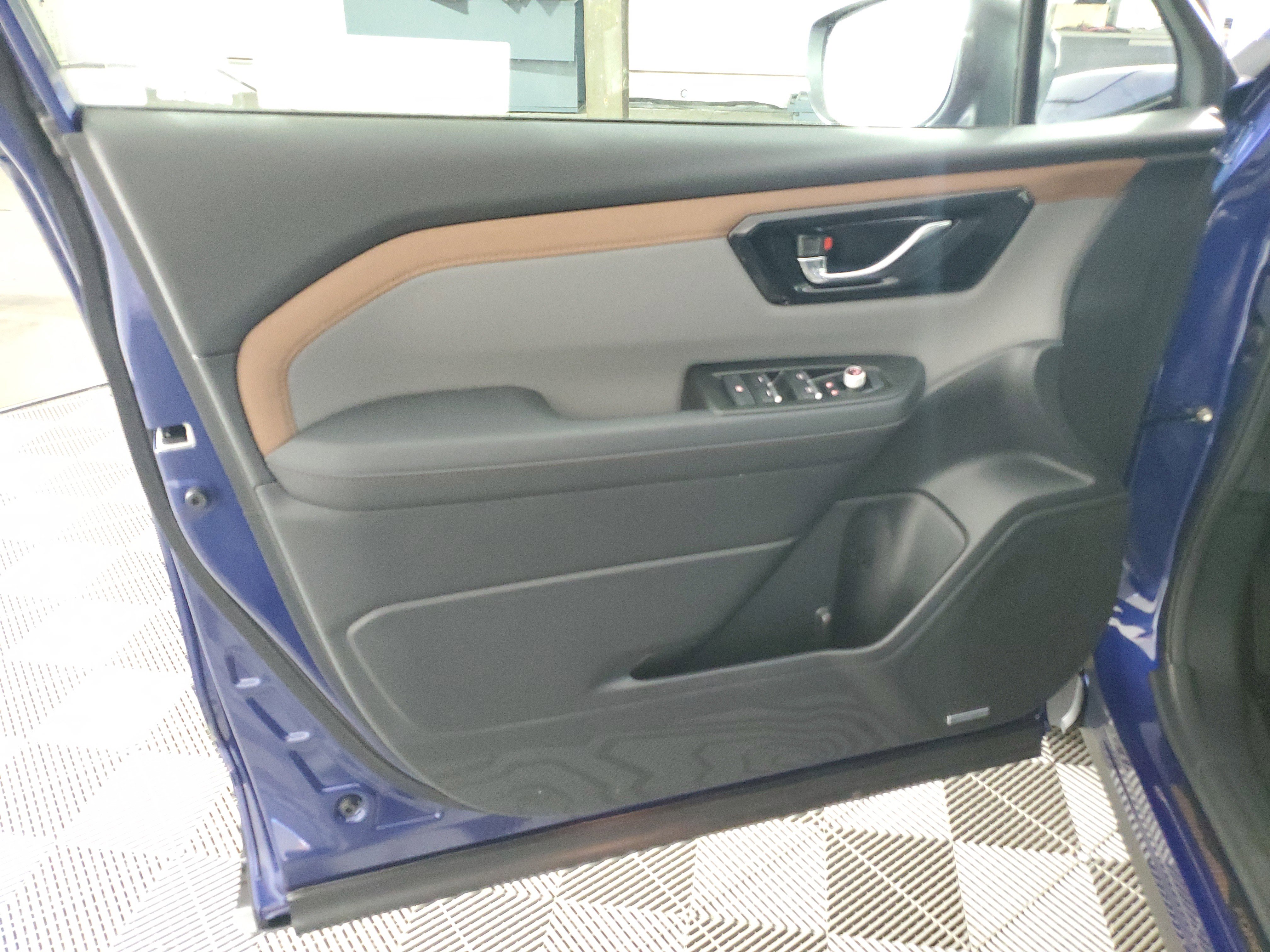 Used 2026 Subaru Forester Sport w/ Sport Package image 29