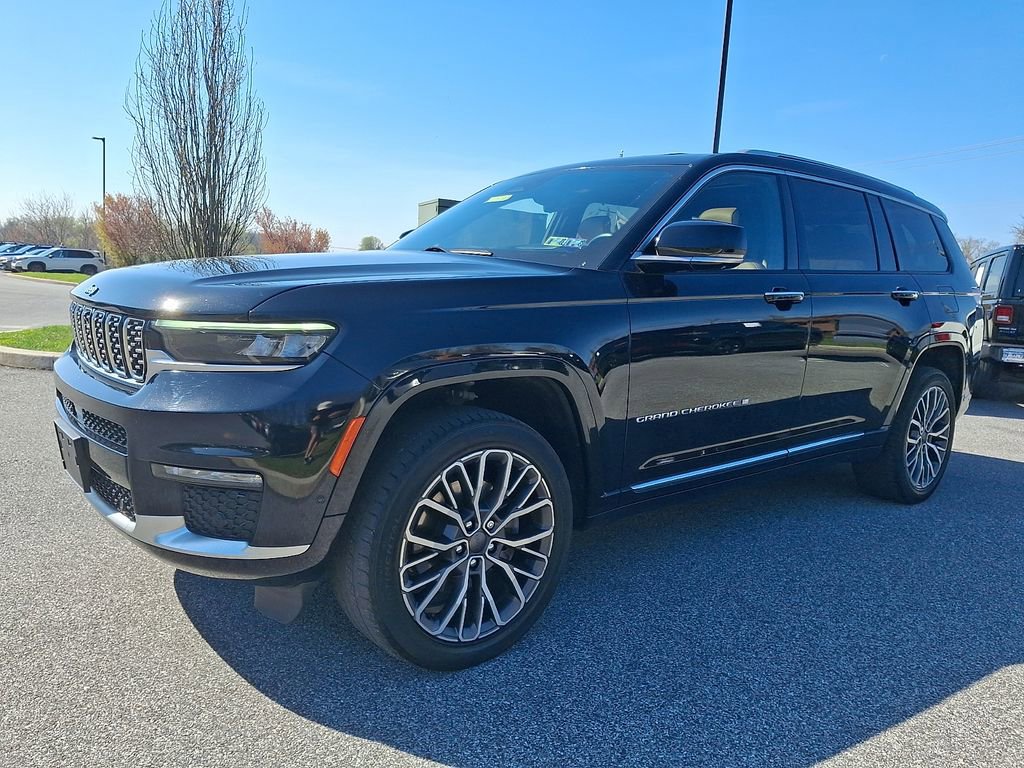 Used 2022 Jeep Grand Cherokee L Summit image 3