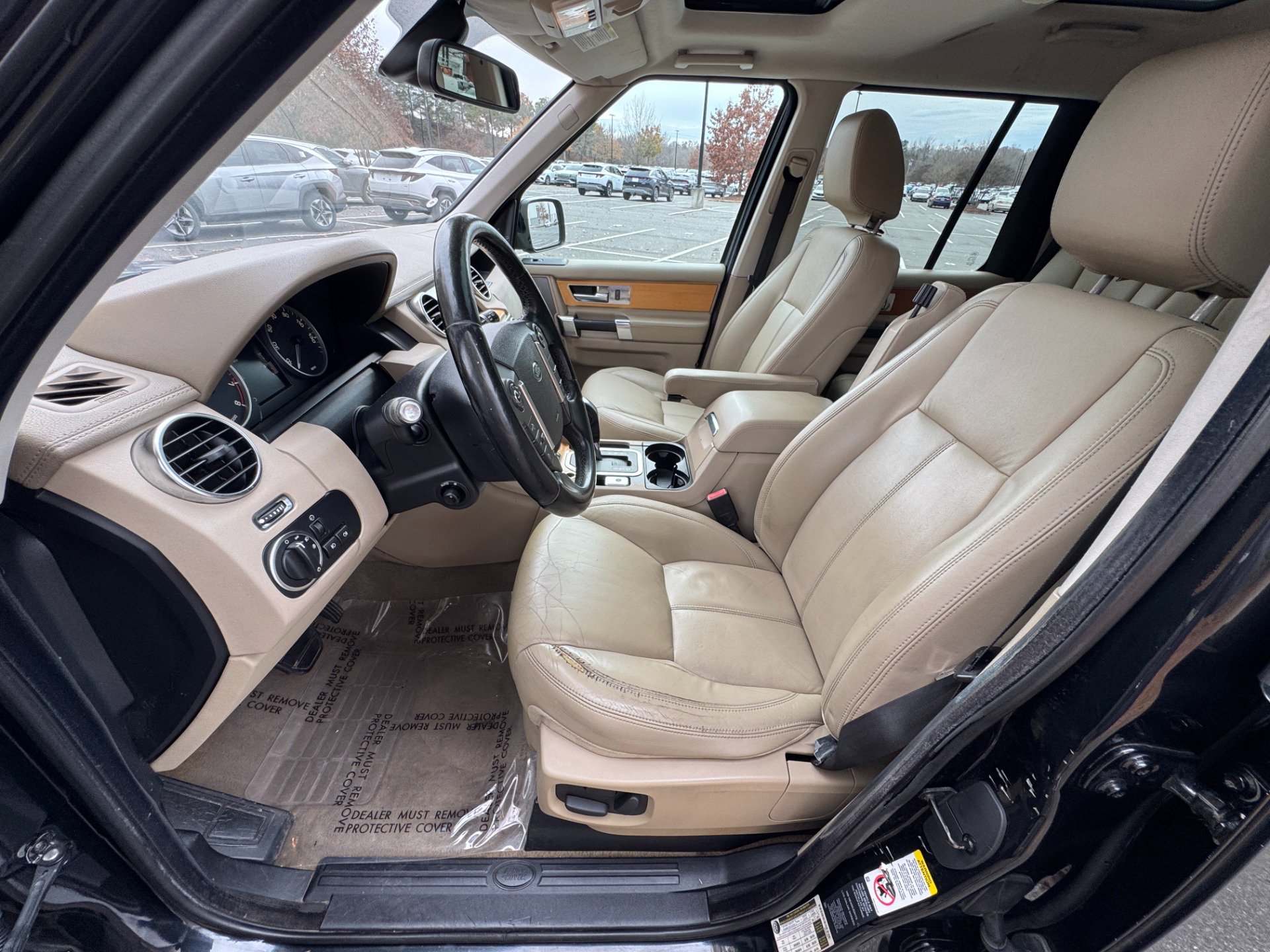 Used 2012 Land Rover LR4 HSE LUX image 21