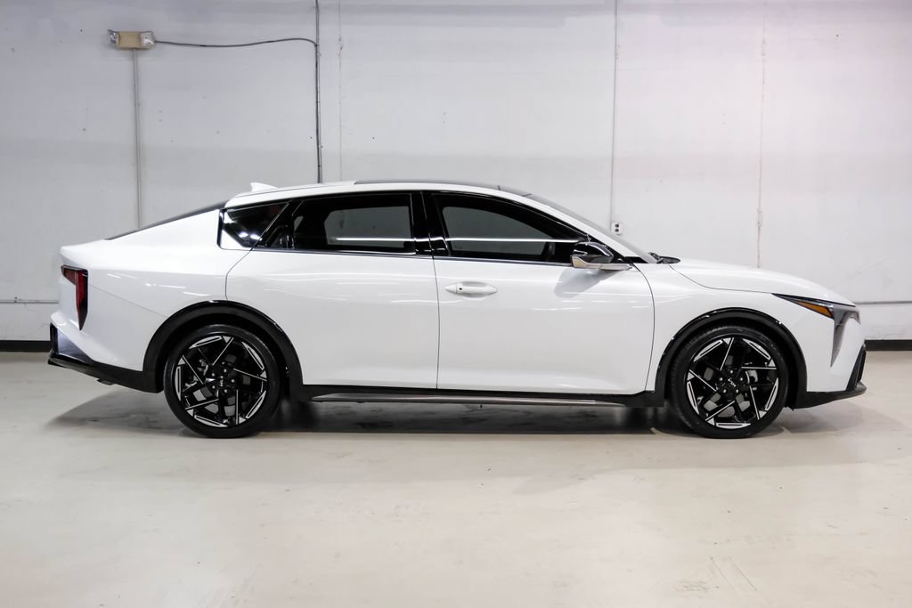 Used 2025 Kia K4 GT-Line w/ GT-Line Premium Package FWD image 8