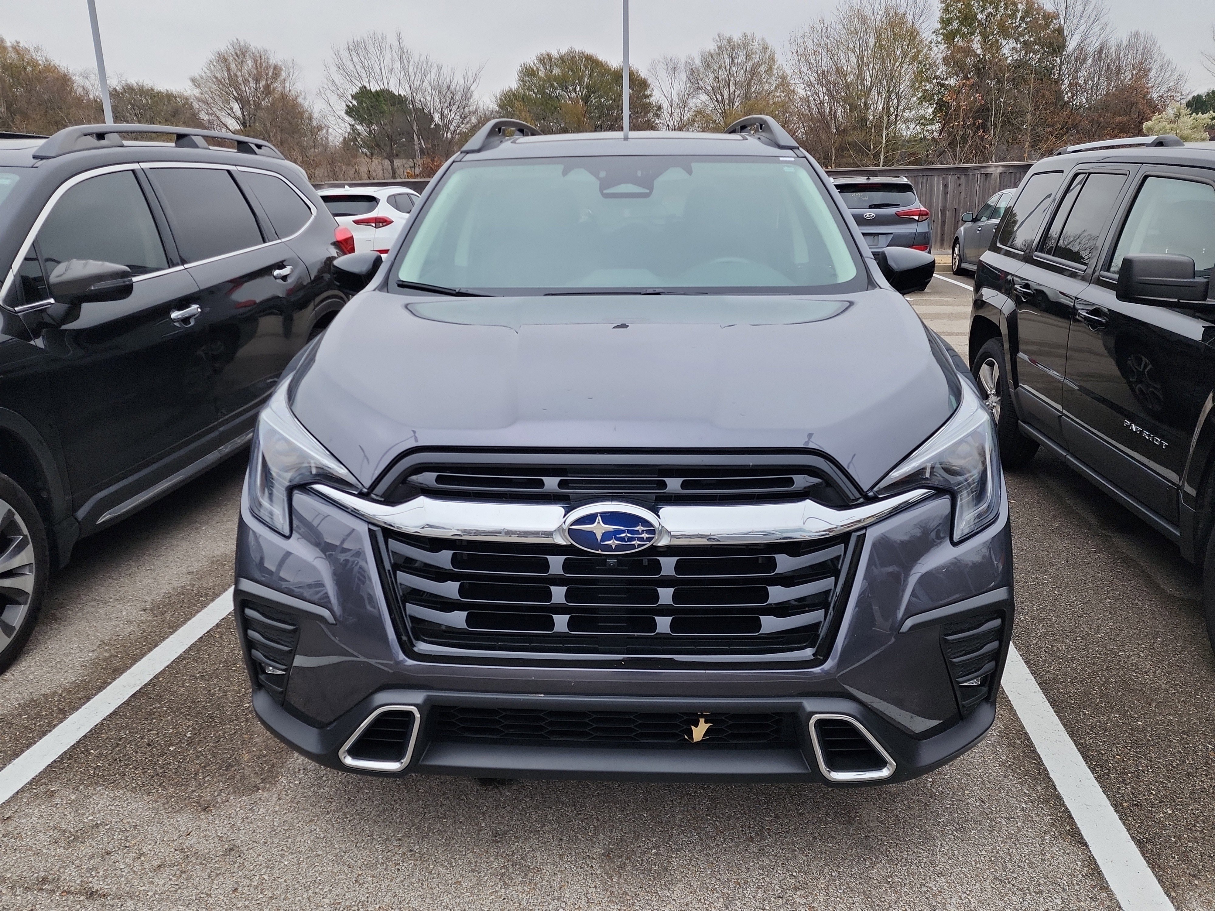 Certified 2024 Subaru Ascent Touring w/ Popular Package #2 image 3