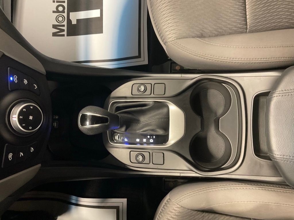 Used 2018 Hyundai Santa Fe Sport image 20