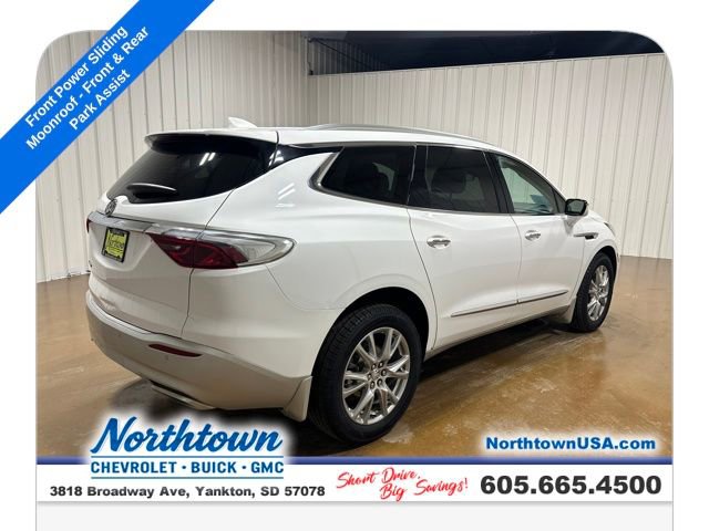 Used 2023 Buick Enclave Essence w/ Experience Buick Package image 5