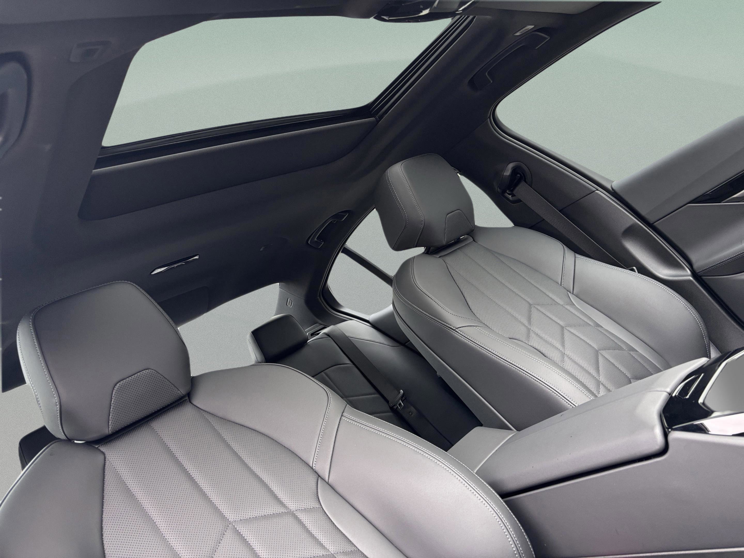 Used 2026 BMW 530i RWD image 32