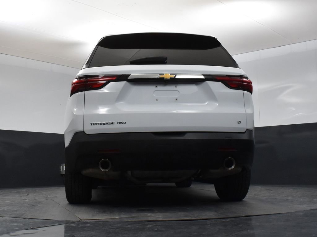Used 2023 Chevrolet Traverse LT w/ LPO, Cargo Package AWD/4WD image 10