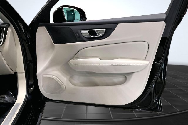 Certified 2025 Volvo S60 B5 Plus FWD image 26