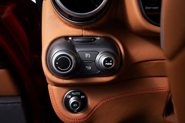 Certified 2019 Ferrari Portofino image 44