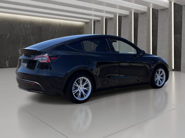 Used 2022 Tesla Model Y Long Range AWD/4WD image 6