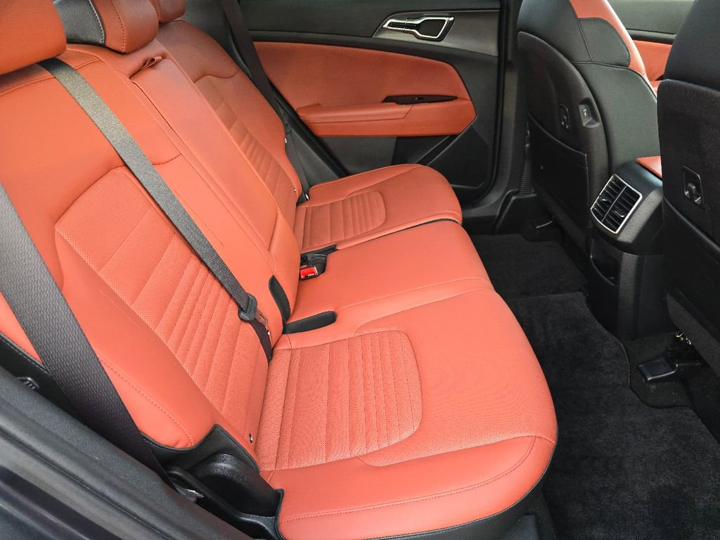 Used 2023 Kia Sportage SX image 25