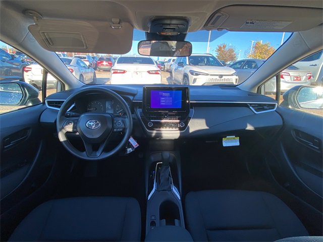 Used 2025 Toyota Corolla LE image 17