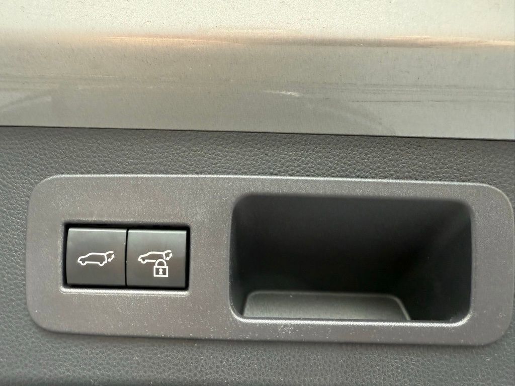 Used 2022 Lexus LX 600 F Sport image 20