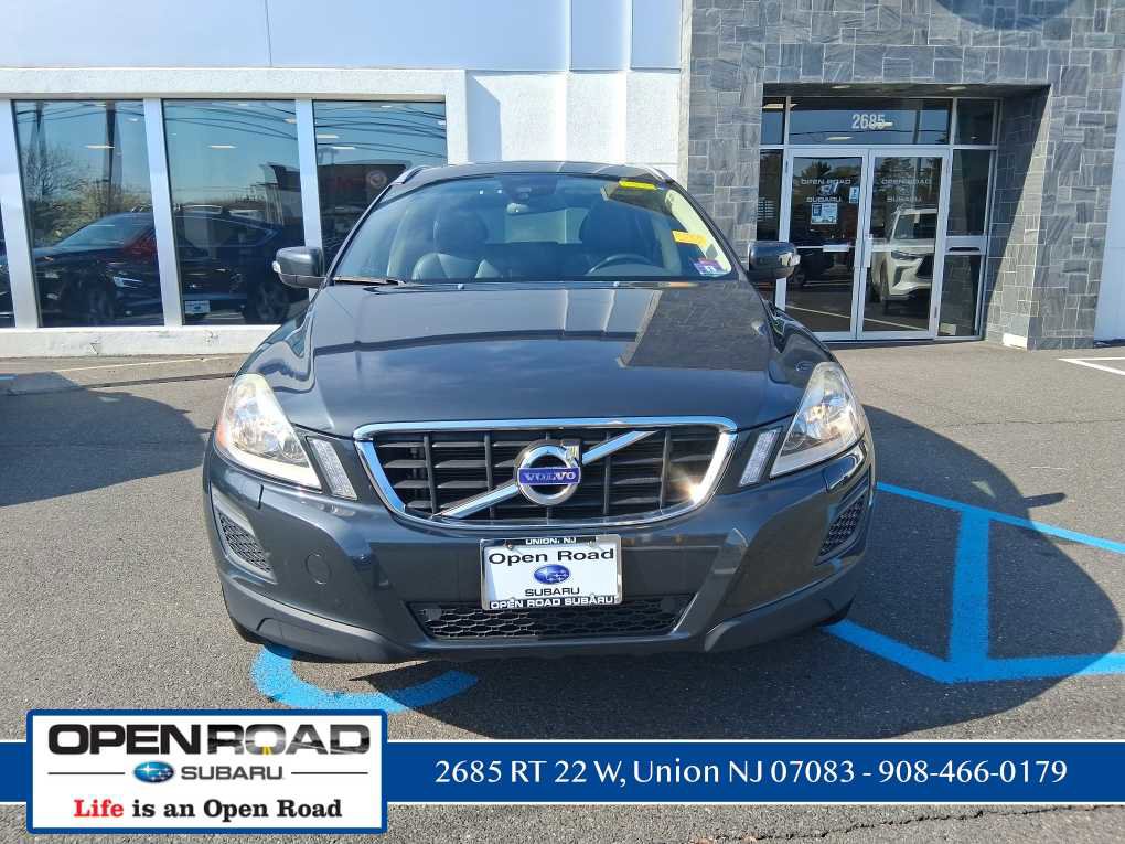 Used 2013 Volvo XC60 T6 AWD/4WD image 2