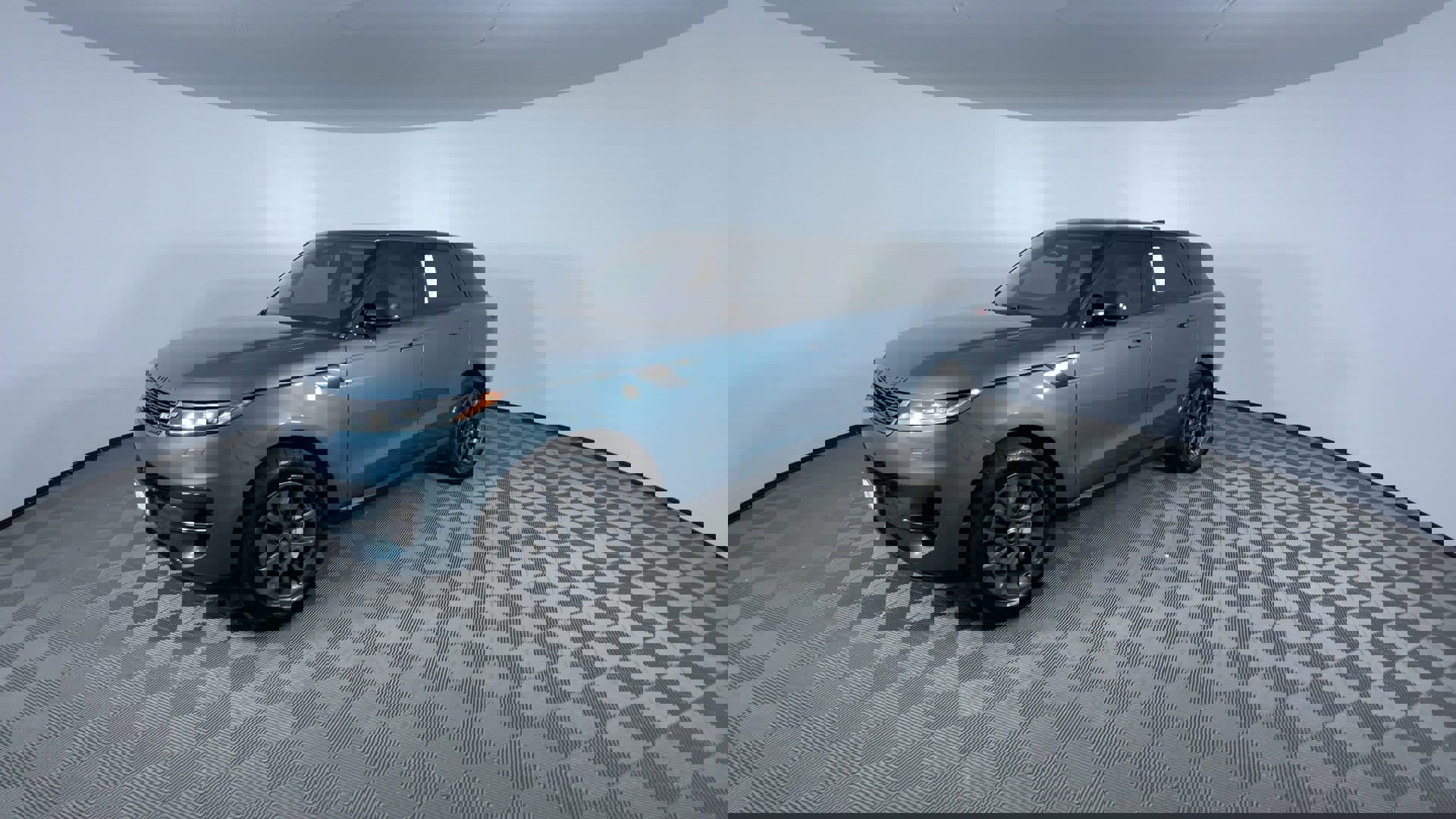 Used 2023 Land Rover Range Rover Sport SE image 4