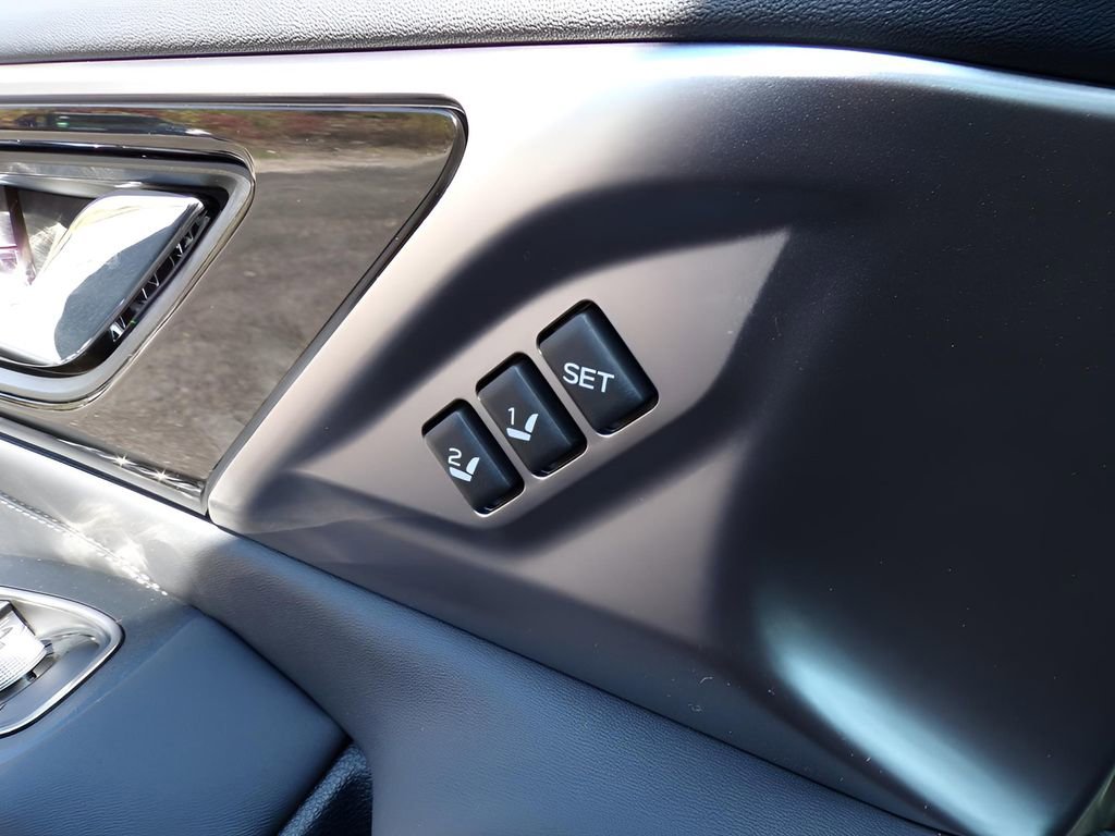 Certified 2025 Subaru Outback Limited AWD/4WD image 20