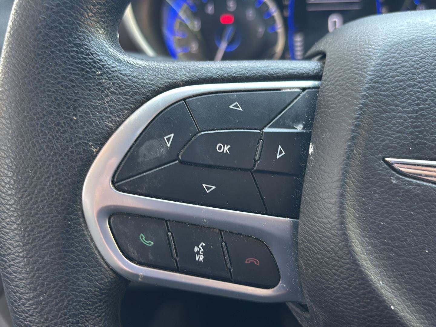Used 2021 Chrysler Voyager Lxi FWD image 9
