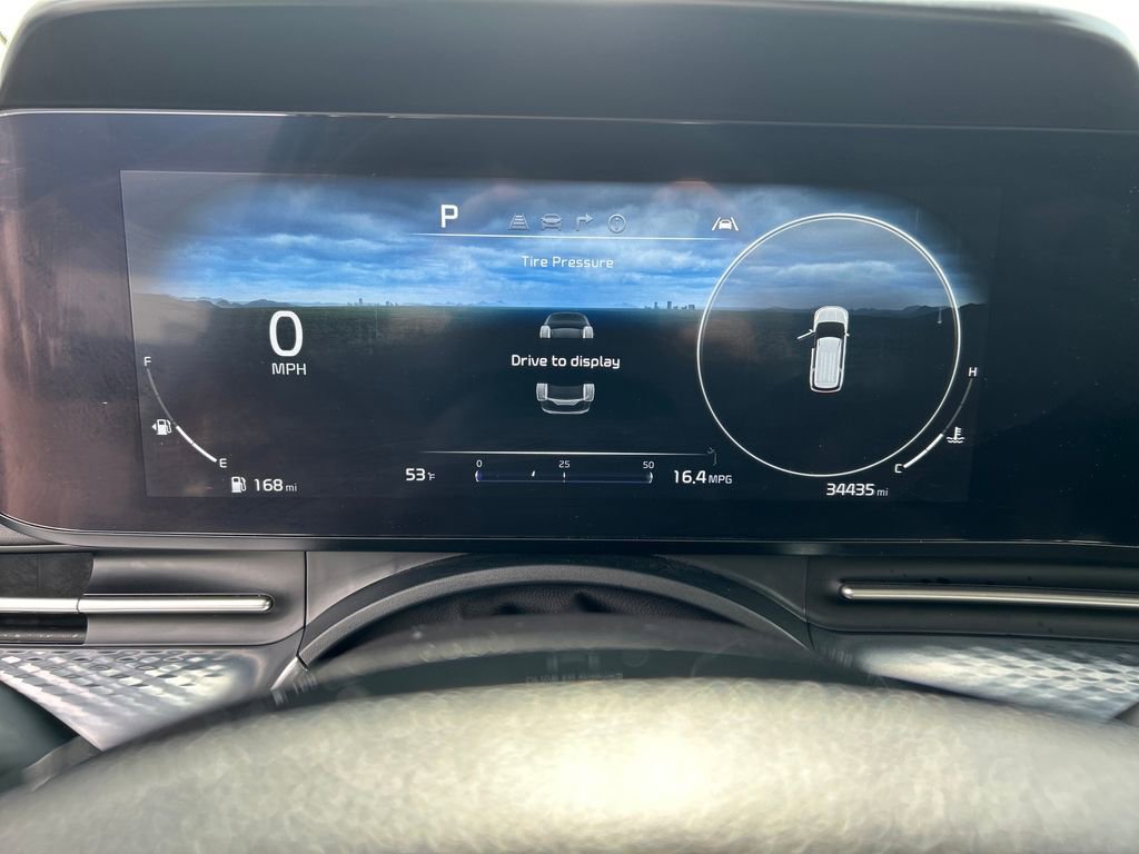 Used 2024 Kia Carnival SX Prestige image 30