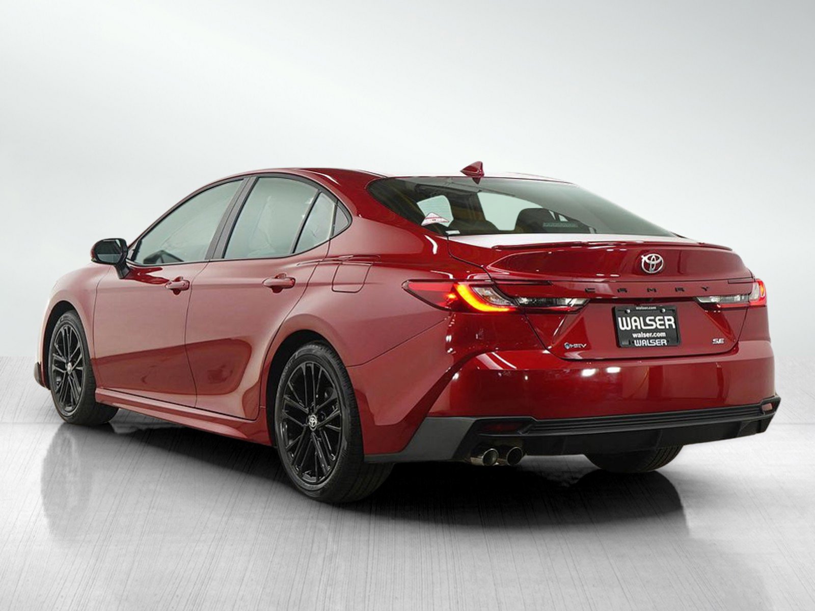 Used 2026 Toyota Camry SE w/ Multimedia Upgrade Package image 3