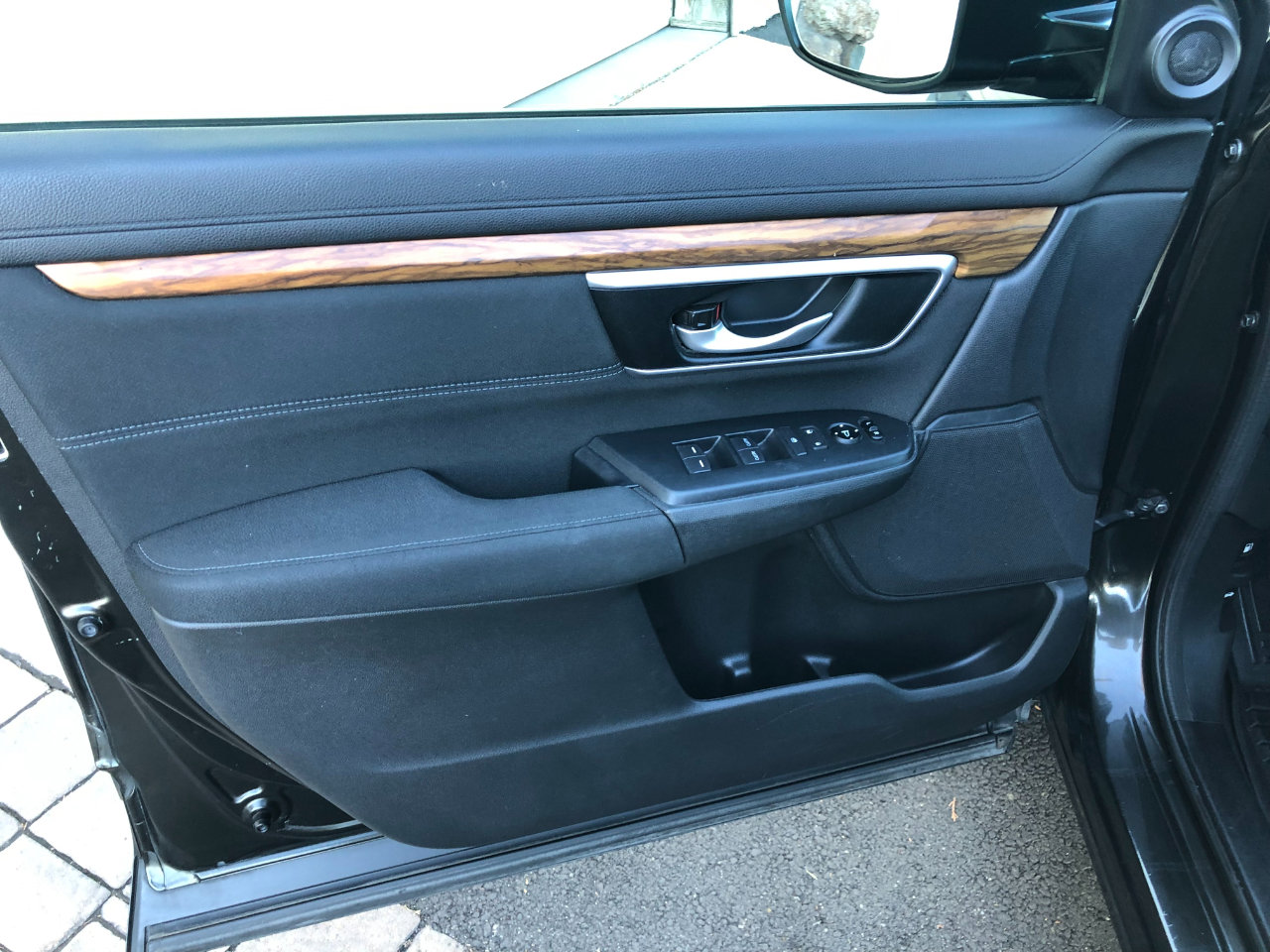 Used 2018 Honda CR-V EX image 10