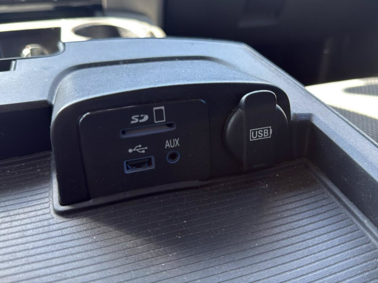 Used 2014 RAM 1500 Sport AWD/4WD image 35
