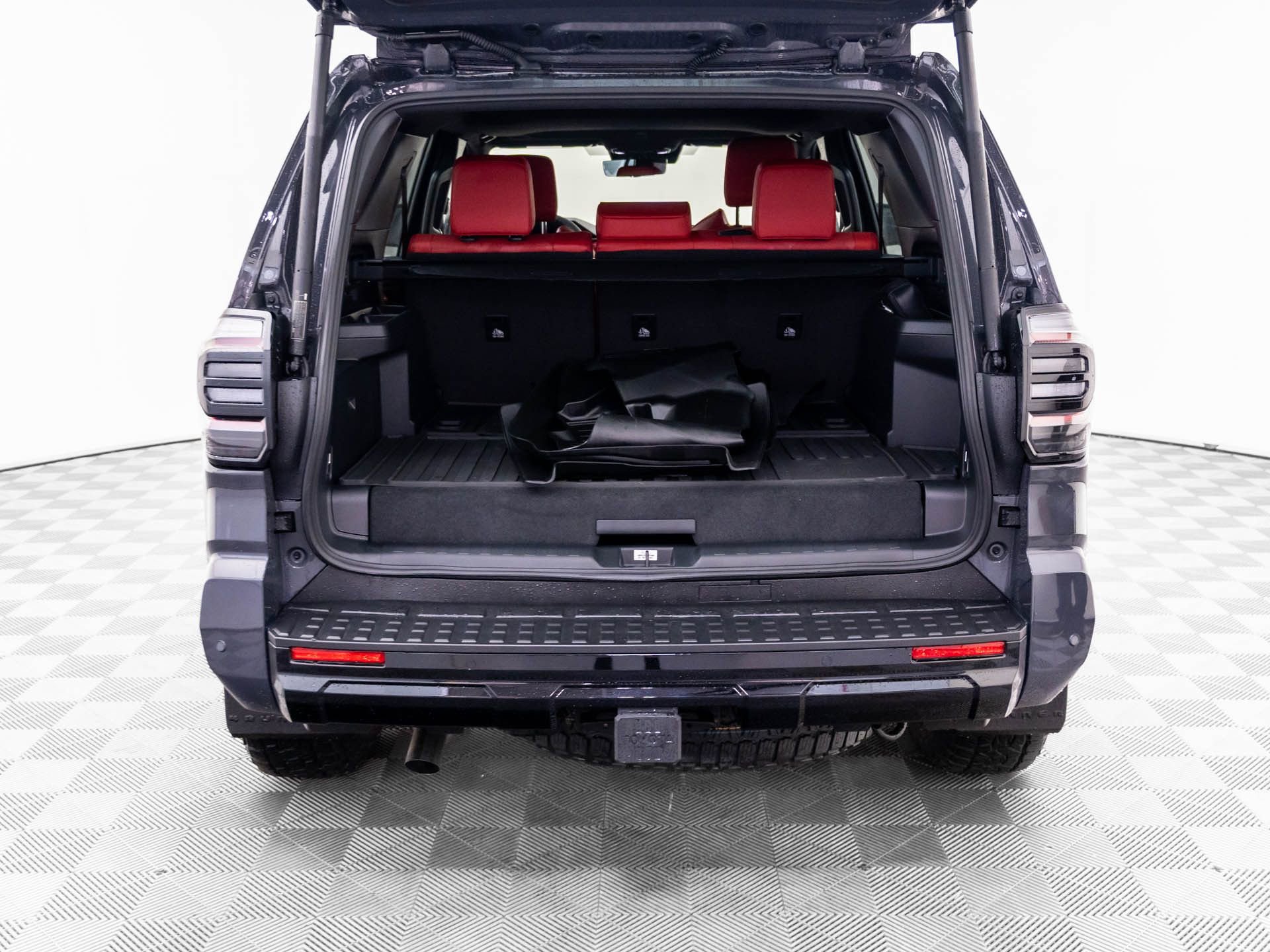 Used 2025 Toyota 4Runner TRD Off-Road AWD/4WD image 33