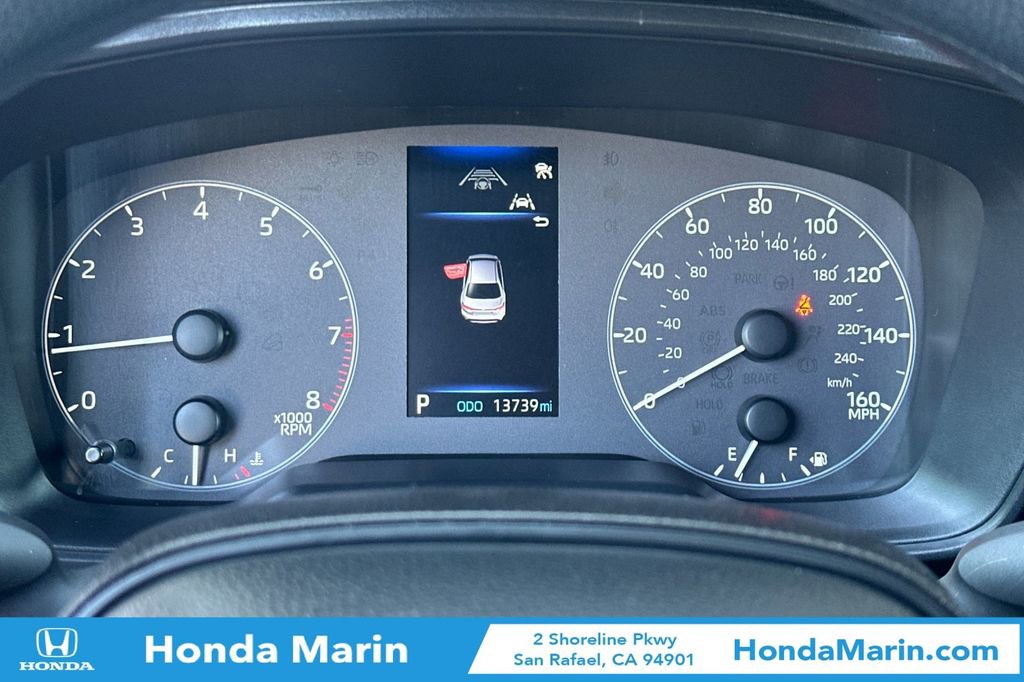 Used 2025 Toyota Corolla LE image 29