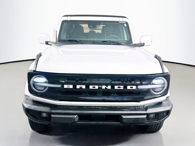 Used 2022 Ford Bronco Outer Banks image 2