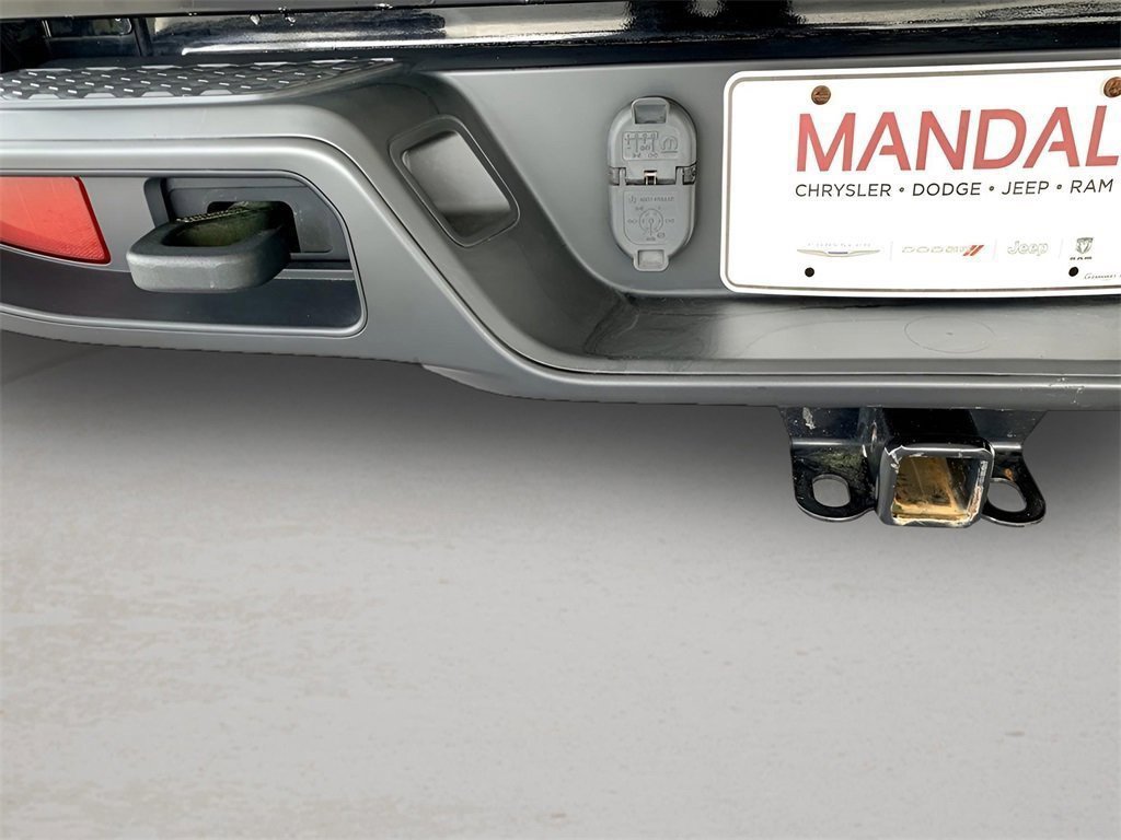 Used 2021 Jeep Gladiator Sport image 21