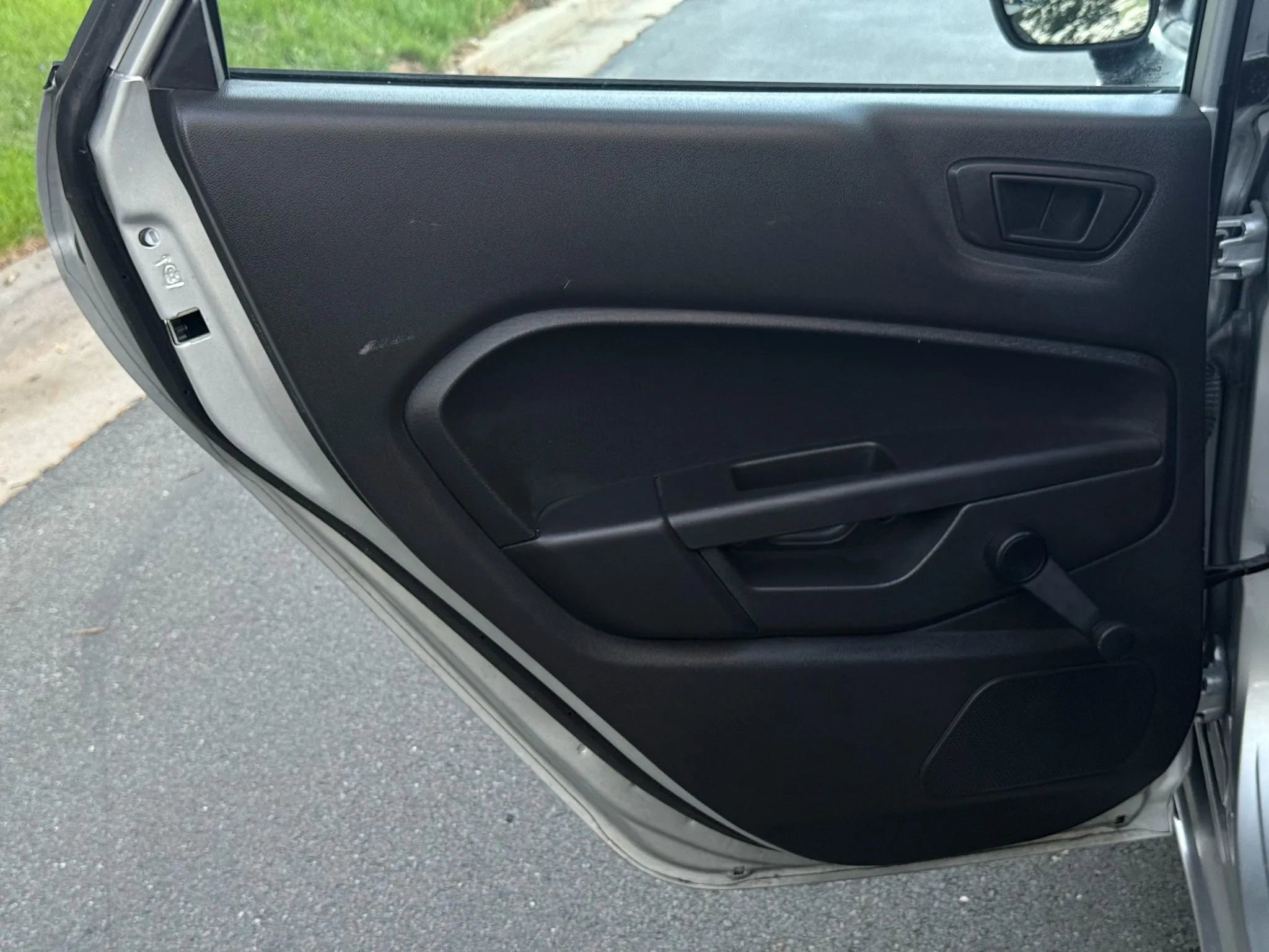 Used 2015 Ford Fiesta S image 18