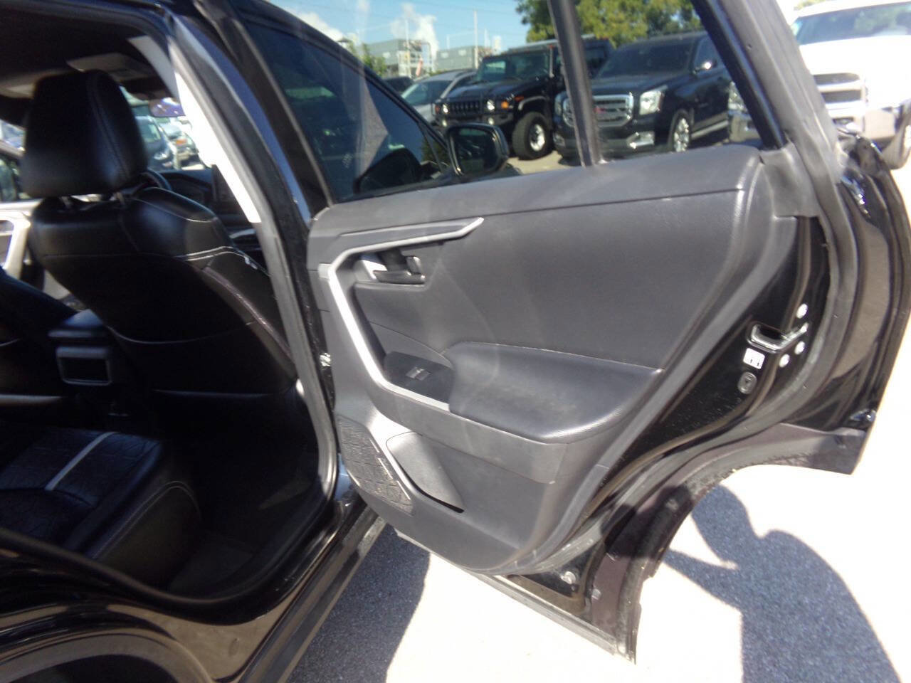 Used 2019 Toyota RAV4 LE w/ All Weather Liner Package image 35