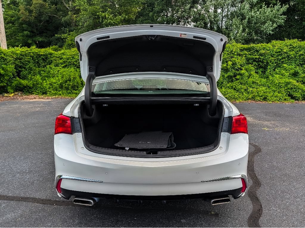 Used 2018 Acura TLX V6 SH-AWD w/ Advance Package image 8