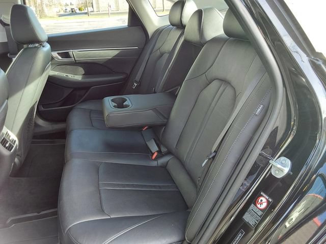 Used 2021 Hyundai Sonata Limited w/ Winter Weather Package FWD image 12