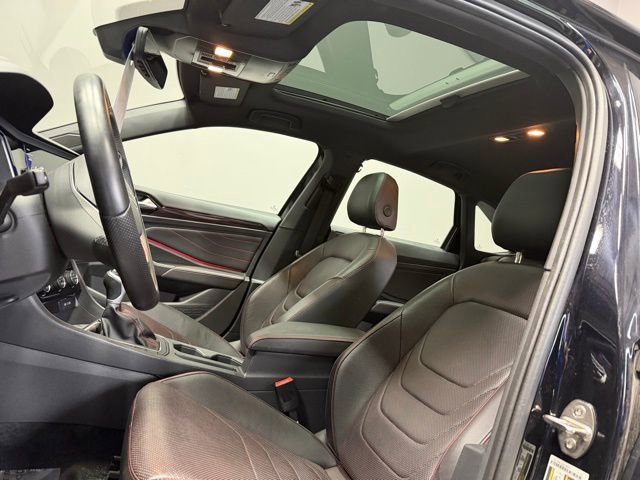 Used 2024 Volkswagen Jetta GLI Autobahn image 17