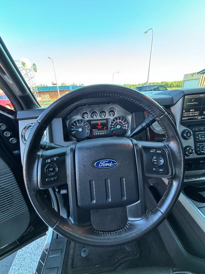 Used 2016 Ford F350 Lariat w/ Lariat Ultimate Package AWD/4WD image 19