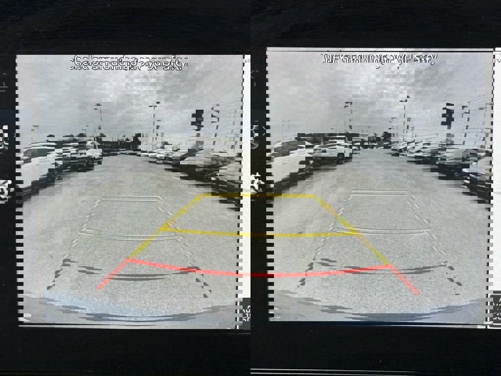 Used 2024 Hyundai Elantra Blue image 28