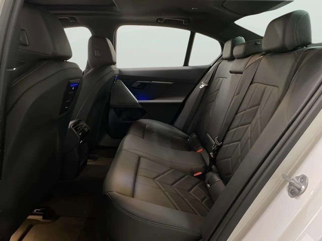 Used 2025 BMW 530i image 70