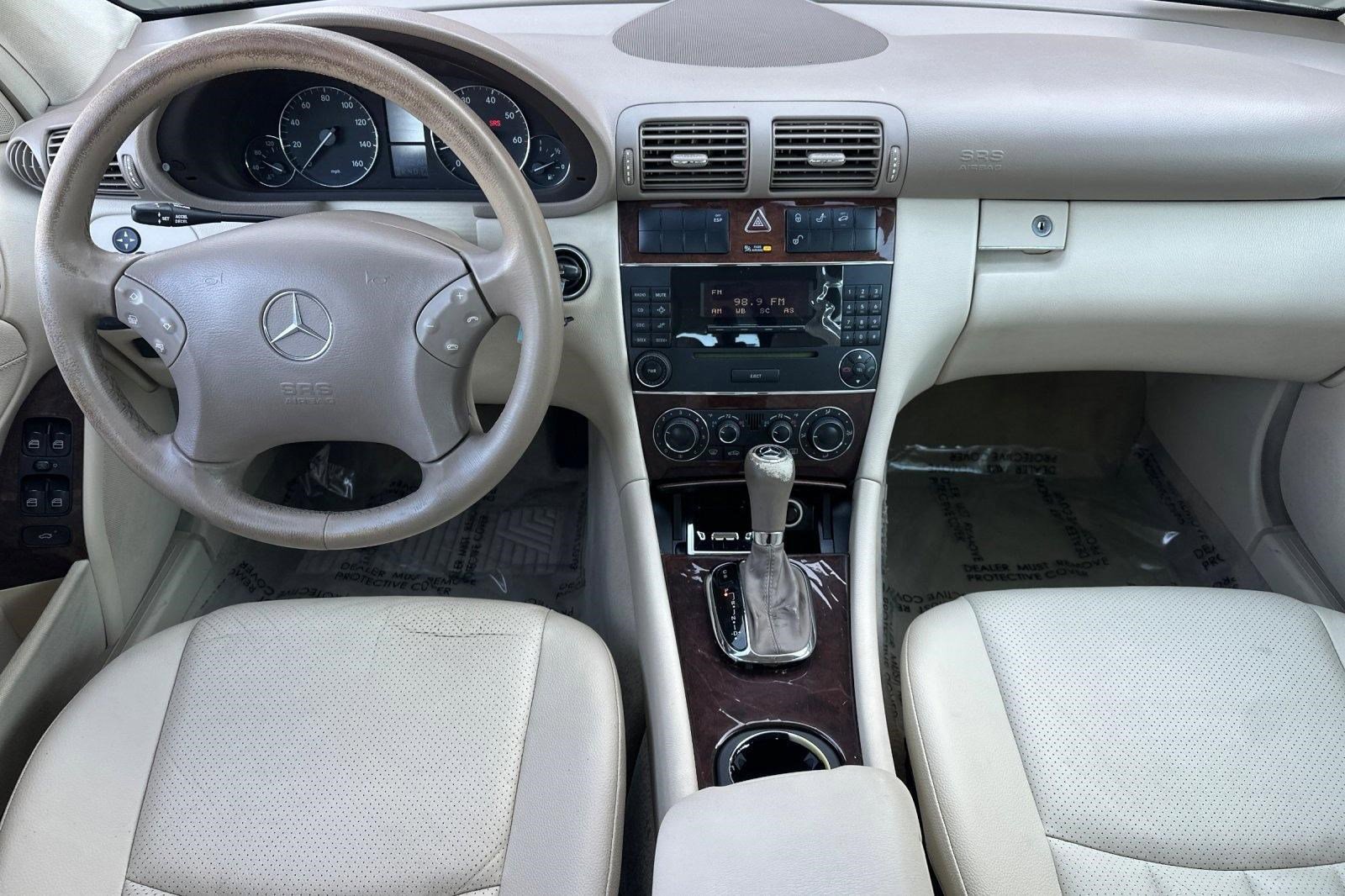 Used 2005 Mercedes-Benz C 320 Sedan image 13